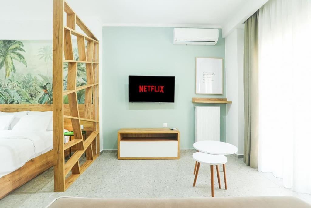 The 203 Apartment *